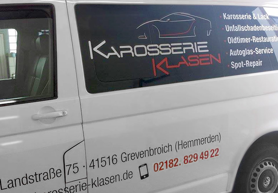 Autobeschriftung bzw. Fahrzeugbeschriftung für die Firma Karosserie Klasen in Grevenbroich – Hemmerden.