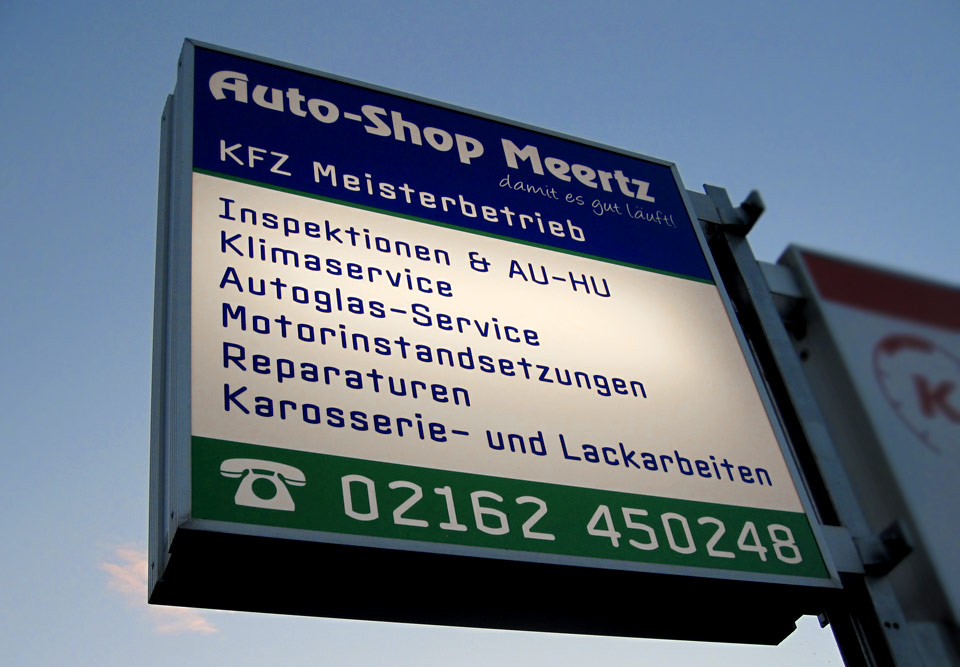 Auto-Shop Meertz / Leuchtkasten