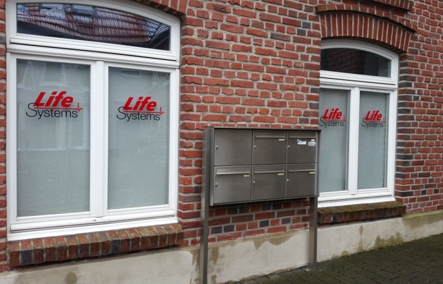 Fensterbeschriftung für Life Systems in Mönchengladbach