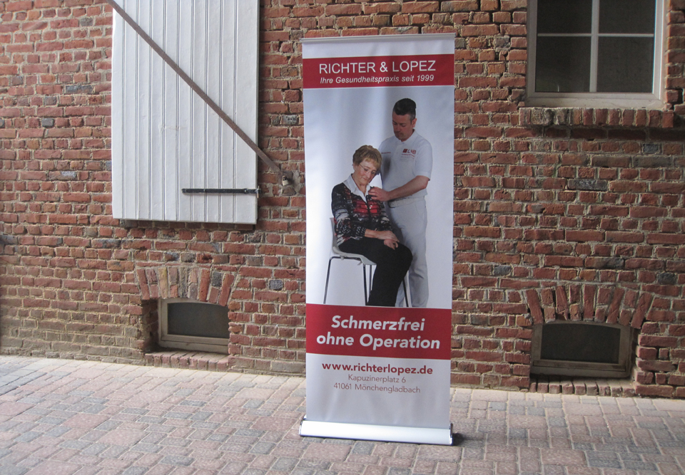 Roll-Up für Gesundheitspraxis Richter & Lopez in Mönchengladbach