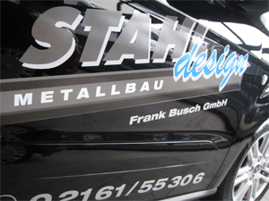 Beschriftung Ford Tourneo Courier für Stahldesign Frank Busch