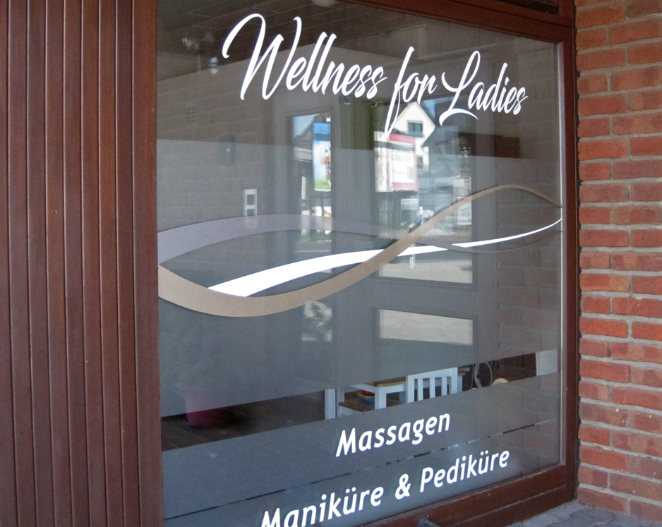 Wellness for Ladies Fensterbeschriftung in Grevenbroich