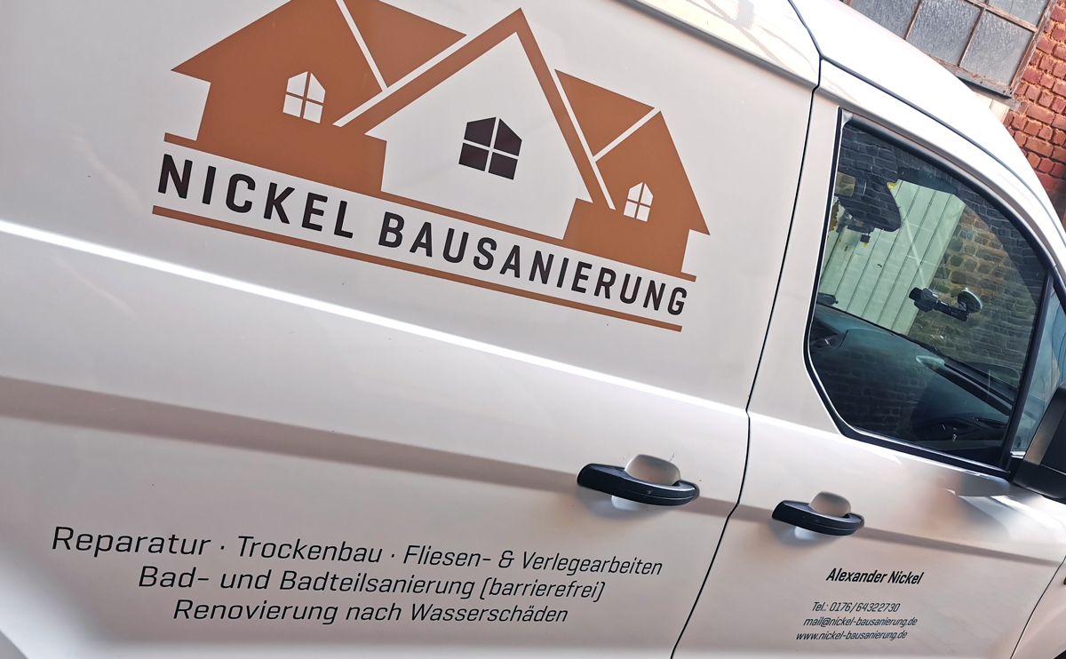 Autobeschriftung auf eine Ford Transit Connect für Nickel Bausanierung aus Mönchengladbach