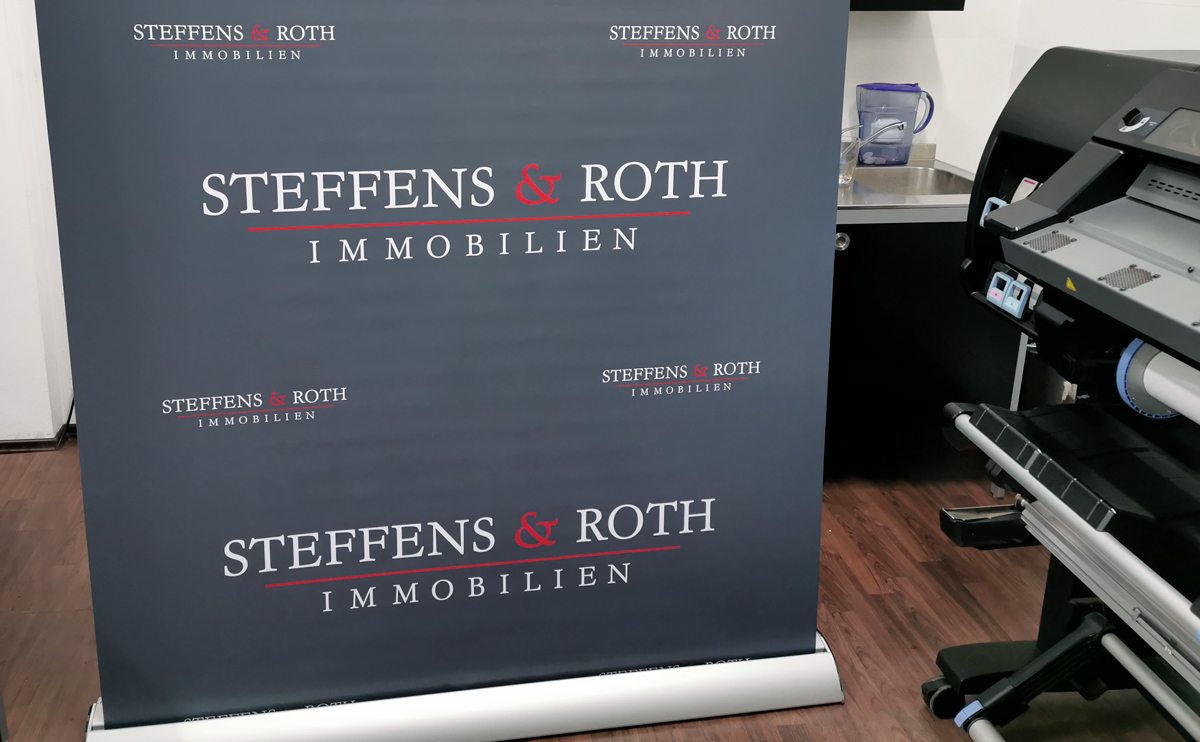 RollUp Maxis, 1500x2500mm für den Immobilienmakler Steffens & Roth in Mönchengladbach