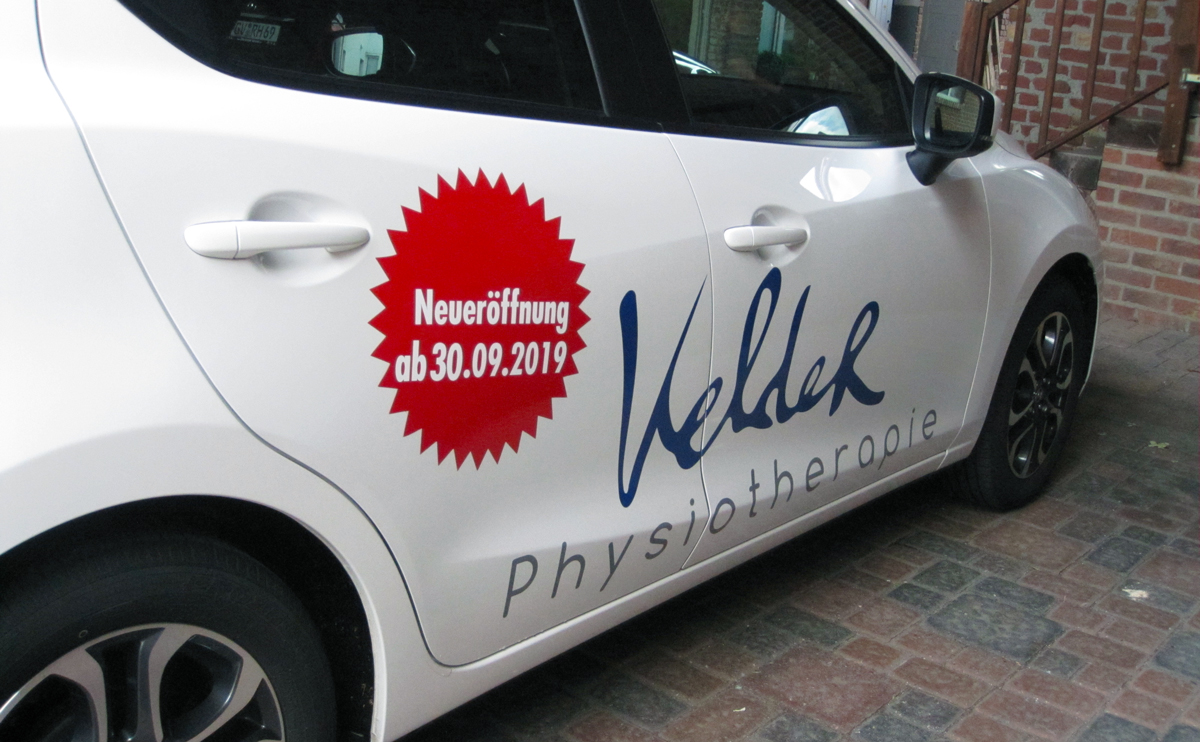 Autobeschriftung eines Madzda 2 für die Physiotherapie Kelder in Grevenbroich