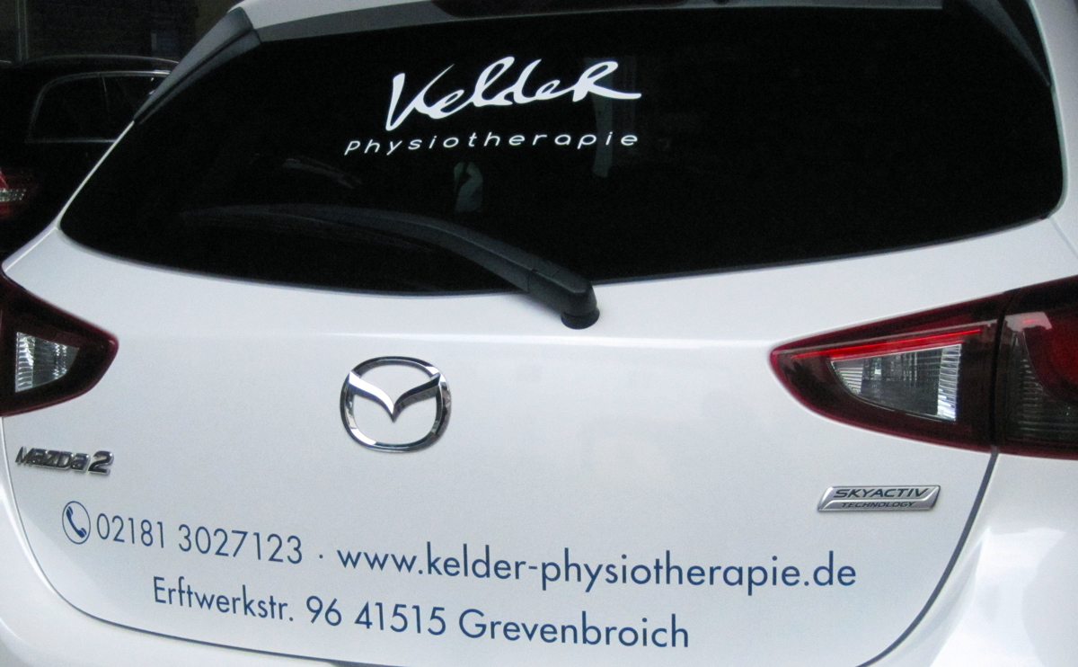 Autobeschriftung eines Madzda 2 für die Physiotherapie Kelder in Grevenbroich